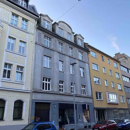 Schoene Wohnung Im Zentrum Hof  Exterior photo