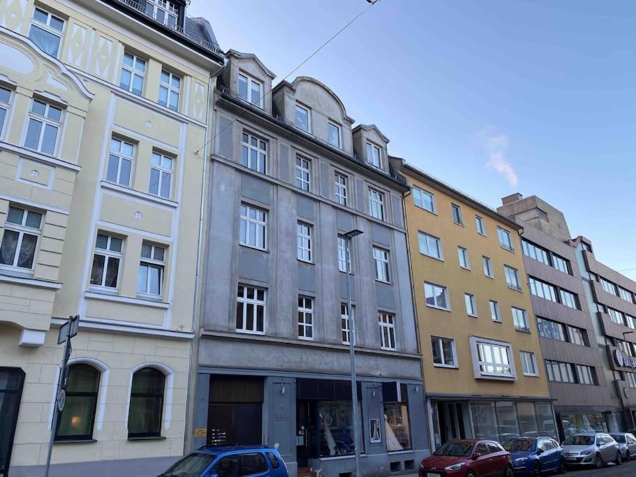 Schoene Im Zentrum Apartment