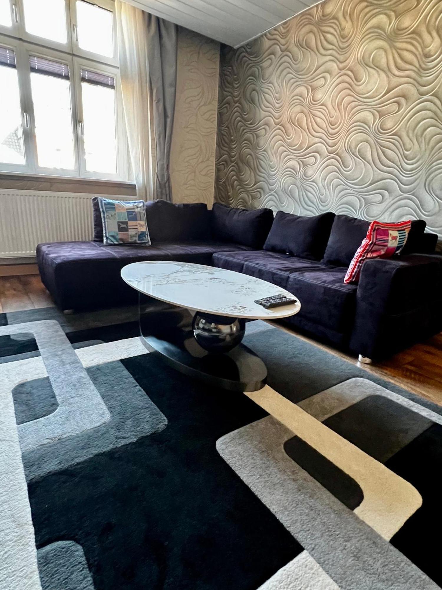 Schoene Im Zentrum Apartment *